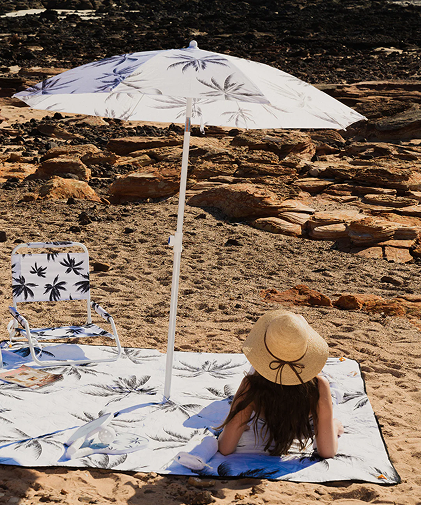 Good Vibes™ 1.6m Beach Umbrella with Carry Bag, Shoulder Strap - Havana